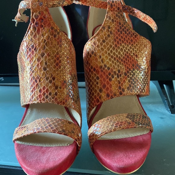 Red snake print BeBe heals - Picture 6 of 6